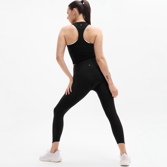 Athleta Pacesetter 7/8 Tight in Black - Size Large - Picture 4 of 9